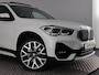 BMW X1 sDrive20i High Executive (Pano / Afn. trekhaak / Camera / Head up / Elek. achterklep / 19'')