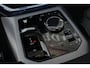 BMW X3 30e xDrive M Sport | 300PK | Pano | HUD | 360° | Harman Kardon | 20" | Keyless | Driving Assistant Professional | BMW X3 30e xDrive M Sport 300 PK Plug-in Hybrid met 2.0 viercilinder, panoramadak, Head-Up Display, 360° camera, Harman Kardon Premium Sound, 20-inch lichtmetalen velgen, Keyless Entry, Drivi