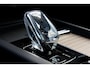 Volvo XC60 2.0 T6 Plug-in hybrid AWD Ultra Dark | Luchtvering | Trekhaak | Panoramadak | Head up display | 360 graden camera | Verwarmbare voorstoelen stuurwiel en achterbank | Premium audio by Harman Kardon |