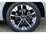 Volvo XC60 2.0 T6 Plug-in hybrid AWD Ultra Dark | Luchtvering | Trekhaak | Panoramadak | Head up display | 360 graden camera | Verwarmbare voorstoelen stuurwiel en achterbank | Premium audio by Harman Kardon |