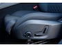Volvo XC60 2.0 T6 Plug-in hybrid AWD Ultra Dark | Luchtvering | Trekhaak | Panoramadak | Head up display | 360 graden camera | Verwarmbare voorstoelen stuurwiel en achterbank | Premium audio by Harman Kardon |
