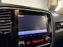 Mitsubishi Outlander 2.4 PHEV Pure | CAMERA | STOELVERWARMING | KEYLESS