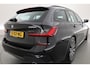 BMW 3-Serie Touring 320i M Sport | Rijklaar! | Dig. Cockpit | Stoelverw. | Adapt. Cruise | PDC | Nav+App.Connect | Sfeerverl. | Climate | E-Klep | LED | 18'' V