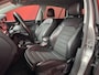 Volkswagen Golf 1.2 TSI Business Edition R Connected | Stoelverwarming | Massage | Navi |