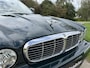 Jaguar XJ X350 3.0 V6, BRITISH RACING GREEN