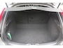Volvo V40 Cross Country T3 Polar+ Luxury | Panoramadak | Harman Kardon Premium Sound | Parkeersensoren en Parkeercamera achter | Lederen bekleding | Standkachel | Volvo Guard alarm | Climate control | Cruise control |