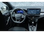 Ford Focus Wagon 1.0 EcoBoost 155 Hybrid ST Line X | Trekhaak | Achteruitrijcamera | Parkeerassistent | Keyless Entry | Stoelverwarming | Cruise Control Adaptief | Dodehoekdetectie | Navigatie | Apple Carplay | Android Auto | Lichtmetalen Velgen 18 inch
