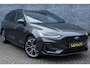 Ford Focus Wagon 1.0 EcoBoost 155 Hybrid ST Line X | Trekhaak | Achteruitrijcamera | Parkeerassistent | Keyless Entry | Stoelverwarming | Cruise Control Adaptief | Dodehoekdetectie | Navigatie | Apple Carplay | Android Auto | Lichtmetalen Velgen 18 inch