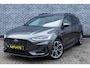 Ford Focus Wagon 1.0 EcoBoost 155 Hybrid ST Line X | Trekhaak | Achteruitrijcamera | Parkeerassistent | Keyless Entry | Stoelverwarming | Cruise Control Adaptief | Dodehoekdetectie | Navigatie | Apple Carplay | Android Auto | Lichtmetalen Velgen 18 inch