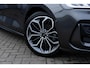 Ford Focus Wagon 1.0 EcoBoost 155 Hybrid ST Line X | Trekhaak | Achteruitrijcamera | Parkeerassistent | Keyless Entry | Stoelverwarming | Cruise Control Adaptief | Dodehoekdetectie | Navigatie | Apple Carplay | Android Auto | Lichtmetalen Velgen 18 inch