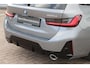 BMW 3-Serie Touring 320e M-Pakket/Pano/Trekhaak/Camera/Facelift