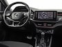 Skoda Scala 1.0 TSI Sport Automaat (KUIPSTOELEN, VIRTUAL COCKPIT, APPLE CARPLAY, GROOT NAVI, CLIMATE, STOELVERWARMING, ZWART HEMEL, GETINT GLAS, CRUISE, NIEUWSTAAT)