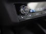 Skoda Scala 1.0 TSI Sport Automaat (KUIPSTOELEN, VIRTUAL COCKPIT, APPLE CARPLAY, GROOT NAVI, CLIMATE, STOELVERWARMING, ZWART HEMEL, GETINT GLAS, CRUISE, NIEUWSTAAT)