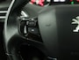 Peugeot 308 SW 1.2 PureTech Sport (PANORAMADAK, APPLE CARPLAY, GROOT NAVI, TREKHAAK, GETINT GLAS, SPORTSTOELEN, PARKEERSENSOREN, CRUISE, NIEUWSTAAT)