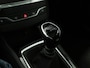 Peugeot 308 SW 1.2 PureTech Sport (PANORAMADAK, APPLE CARPLAY, GROOT NAVI, TREKHAAK, GETINT GLAS, SPORTSTOELEN, PARKEERSENSOREN, CRUISE, NIEUWSTAAT)
