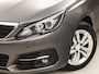 Peugeot 308 SW 1.2 PureTech Sport (PANORAMADAK, APPLE CARPLAY, GROOT NAVI, TREKHAAK, GETINT GLAS, SPORTSTOELEN, PARKEERSENSOREN, CRUISE, NIEUWSTAAT)