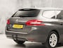 Peugeot 308 SW 1.2 PureTech Sport (PANORAMADAK, APPLE CARPLAY, GROOT NAVI, TREKHAAK, GETINT GLAS, SPORTSTOELEN, PARKEERSENSOREN, CRUISE, NIEUWSTAAT)
