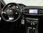 Peugeot 308 SW 1.2 PureTech Sport (PANORAMADAK, APPLE CARPLAY, GROOT NAVI, TREKHAAK, GETINT GLAS, SPORTSTOELEN, PARKEERSENSOREN, CRUISE, NIEUWSTAAT)