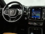 Volvo XC40 2.0 T4 Inscription 190Pk Automaat (PANORAMADAK, HARMAN/KARDON, CAMERA, MEMORY SEATS, BRUIN LEDER, APPLE CARPLAY, ZWART HEMEL, NIEUWSTAAT)