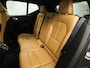 Volvo XC40 2.0 T4 Inscription 190Pk Automaat (PANORAMADAK, HARMAN/KARDON, CAMERA, MEMORY SEATS, BRUIN LEDER, APPLE CARPLAY, ZWART HEMEL, NIEUWSTAAT)