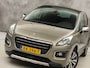 Peugeot 3008 1.2 PureTech Sport (PANORAMADAK, NAVIGATIE, CLIMATE, GETINT GLAS, SPORTSTOELEN, CRUISE, PARKEERSENSOREN, NIEUWSTAAT)