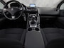 Peugeot 3008 1.2 PureTech Sport (PANORAMADAK, NAVIGATIE, CLIMATE, GETINT GLAS, SPORTSTOELEN, CRUISE, PARKEERSENSOREN, NIEUWSTAAT)