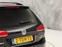 Volkswagen Golf Variant 1.2 TSI Sport (NAVIGATIE, BLUETOOTH, CLIMATE, NAP, TREKHAAK, SPORTSTOELEN, ARMSTEUN, LM VELGEN, ELEK PAKKET, NIEUWSTAAT)