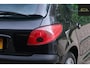 Peugeot 206 1.6-16V Gentry Premium / NWE Apk