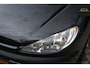 Peugeot 206 1.6-16V Gentry Premium / NWE Apk