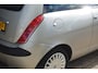 Lancia Ypsilon 1.2-16V Argento