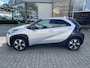 Toyota Aygo X Hybrid 115 pulse NIEUW DIRECT LEVERBAAR! PARK-SENSOREN KEYLESS CLIMA AD-CRUISE 17'' LM-VELGEN APPLE/ANDROID CAMERA LED PRIVACY GLASS