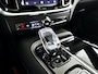 Volvo V60 T8 Plug-in hybrid AWD Plus Dark | SOH 100% | Panoramadak | 360° camera | Head-up display | Harman Kardon | Stoel- en stuurverwarming | Trekhaak