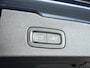 Volvo V60 T8 Plug-in hybrid AWD Plus Dark | SOH 100% | Panoramadak | 360° camera | Head-up display | Harman Kardon | Stoel- en stuurverwarming | Trekhaak
