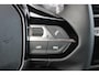 Peugeot e-2008 EV Allure 54 kWh | Warmtepomp | Fase 3 laden | 1e Eigenaar | NL auto | Navigatie | Camera | Apple carplay |