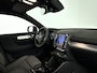 Volvo XC40 B4 Plus Dark | Parkeercamera | Stoel- en Stuurverwarming | Harman Kardon | Trekhaak