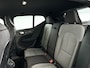 Volvo XC40 B4 Plus Dark | Parkeercamera | Stoel- en Stuurverwarming | Harman Kardon | Trekhaak
