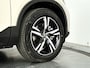 Volvo XC40 B4 Plus Dark | Parkeercamera | Stoel- en Stuurverwarming | Harman Kardon | Trekhaak