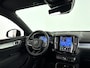 Volvo XC40 B4 Plus Dark | Parkeercamera | Stoel- en Stuurverwarming | Harman Kardon | Trekhaak