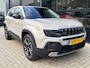 Jeep Avenger Summit 54 kWh 156 PK | ADAPTIEVE CRUISE CONTROL| SFEERVERLICHTING| DODEHOEK DETECTIE| DRAADLOZE TELEFOONLADER| JEEP PERFORMANCE LED| CAMERA + PARKEERSENSOREN| APPLE CARPLAY/ANDROID AUTO| EERSTE EIGENAAR|