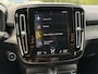 Volvo XC40 B3 2.0 Mild hybrid | Automaat | LED | Carplay | PDC | Stoel/ Stuur verw | Cruise | Dealer onderhouden | 1e Eigenaar |