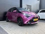 Toyota Aygo 1.0 VVT-i x-cite | Automaat! | Airco | Camera | CarPlay | Bi-Tone | Fabrieksgarantie | Super unieke uitvoering!!