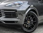 Porsche Cayenne 3.0 | Panoramadak | Achterasbesturing | Dealeronderhouden | 360 Camera | Luchtvering | Adaptive Cruise | Stoelverwarming V+A | Memory seat | Trekhaak |
