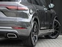 Porsche Cayenne 3.0 | Panoramadak | Achterasbesturing | Dealeronderhouden | 360 Camera | Luchtvering | Adaptive Cruise | Stoelverwarming V+A | Memory seat | Trekhaak |