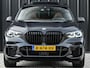 BMW X5 xDrive45e High Executive Panoramadak | M-Performance Seats | NL-Auto | Dealeronderhouden | Carbon Inleg | Active Cruise | Camera | Luchtvering | Memory Seats | Ambiance Interieur | Trekhaak |