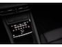 Porsche Macan 4 100 kWh|1e Eig|Org NL NAP|Achterasbesturing|Trekhaak|Panoramadak|Head Up|Chrono|Aventuringroen|Matrix|BOSE|Luchtvering|Dealer Onderhouden
