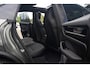 Porsche Macan 4 100 kWh|1e Eig|Org NL NAP|Achterasbesturing|Trekhaak|Panoramadak|Head Up|Chrono|Aventuringroen|Matrix|BOSE|Luchtvering|Dealer Onderhouden