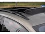Porsche Macan 4 100 kWh|1e Eig|Org NL NAP|Achterasbesturing|Trekhaak|Panoramadak|Head Up|Chrono|Aventuringroen|Matrix|BOSE|Luchtvering|Dealer Onderhouden
