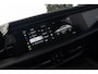 Porsche Macan 4 100 kWh|1e Eig|Org NL NAP|Achterasbesturing|Trekhaak|Panoramadak|Head Up|Chrono|Aventuringroen|Matrix|BOSE|Luchtvering|Dealer Onderhouden