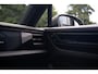 Porsche Macan 4 100 kWh|1e Eig|Org NL NAP|Achterasbesturing|Trekhaak|Panoramadak|Head Up|Chrono|Aventuringroen|Matrix|BOSE|Luchtvering|Dealer Onderhouden