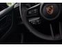 Porsche Macan 4 100 kWh|1e Eig|Org NL NAP|Achterasbesturing|Trekhaak|Panoramadak|Head Up|Chrono|Aventuringroen|Matrix|BOSE|Luchtvering|Dealer Onderhouden